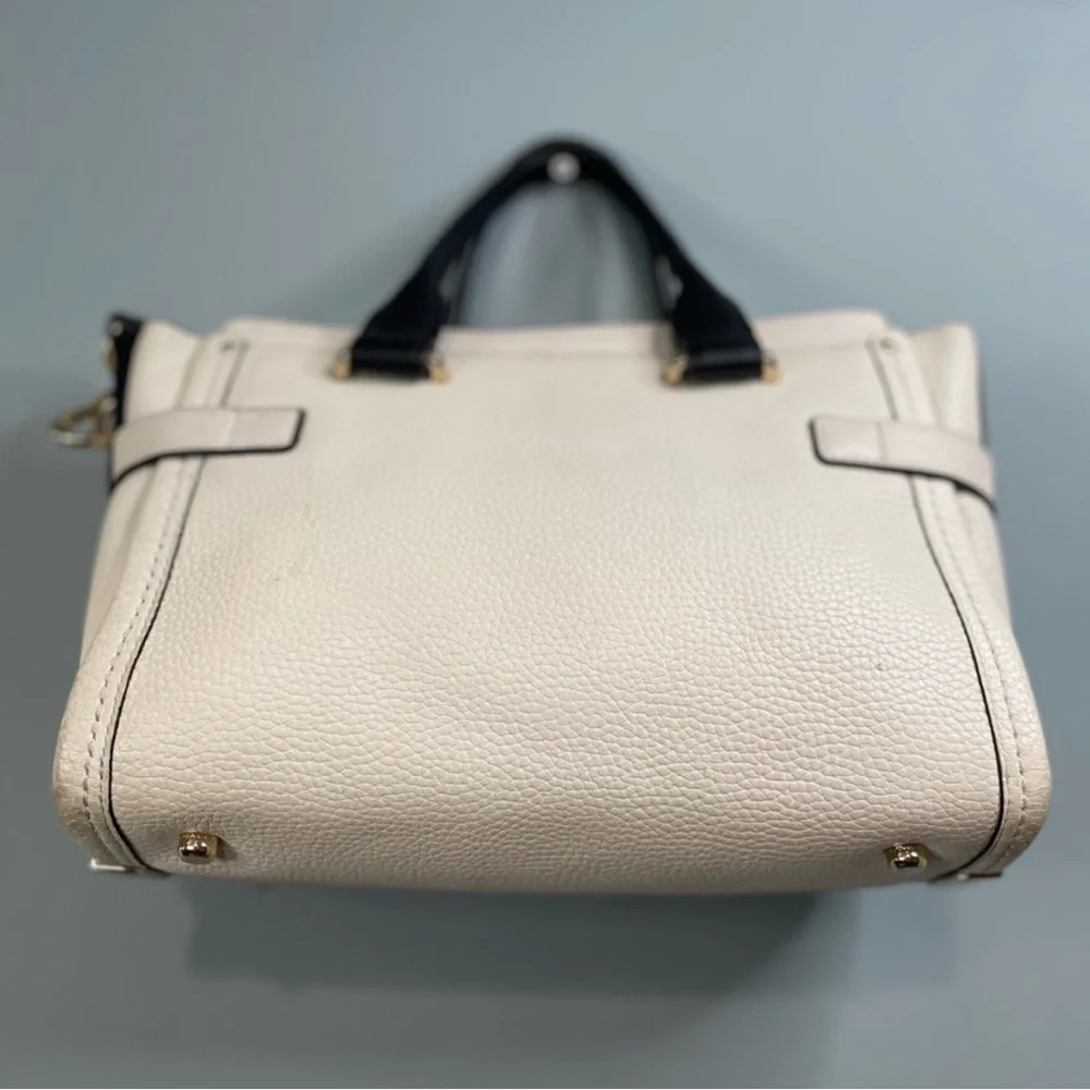 Coach Swagger 27 Purse - Picture 3 of 6